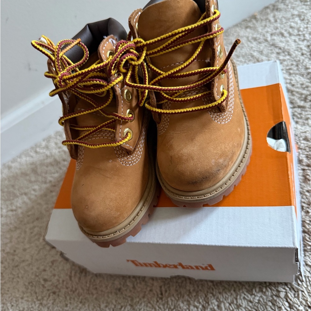 Wheat Timberland Toddler  Lace-Up Boots